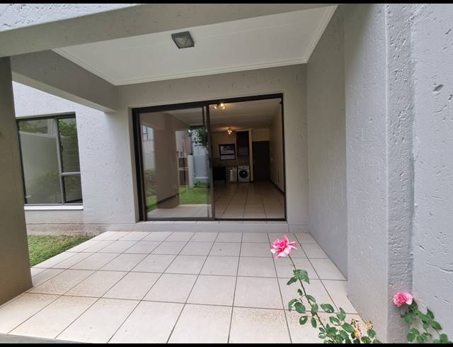 1 BEDROOM APARTMENT RENTED IN BRYANSTON
